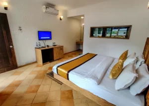 rooms at resort near Calangute beach